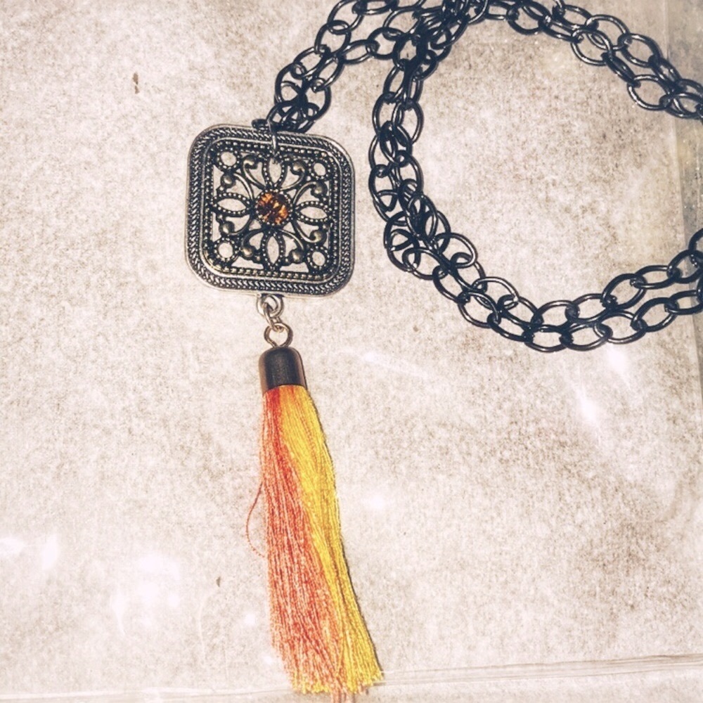 New Pendant tassel necklace orange and yellow boho cali